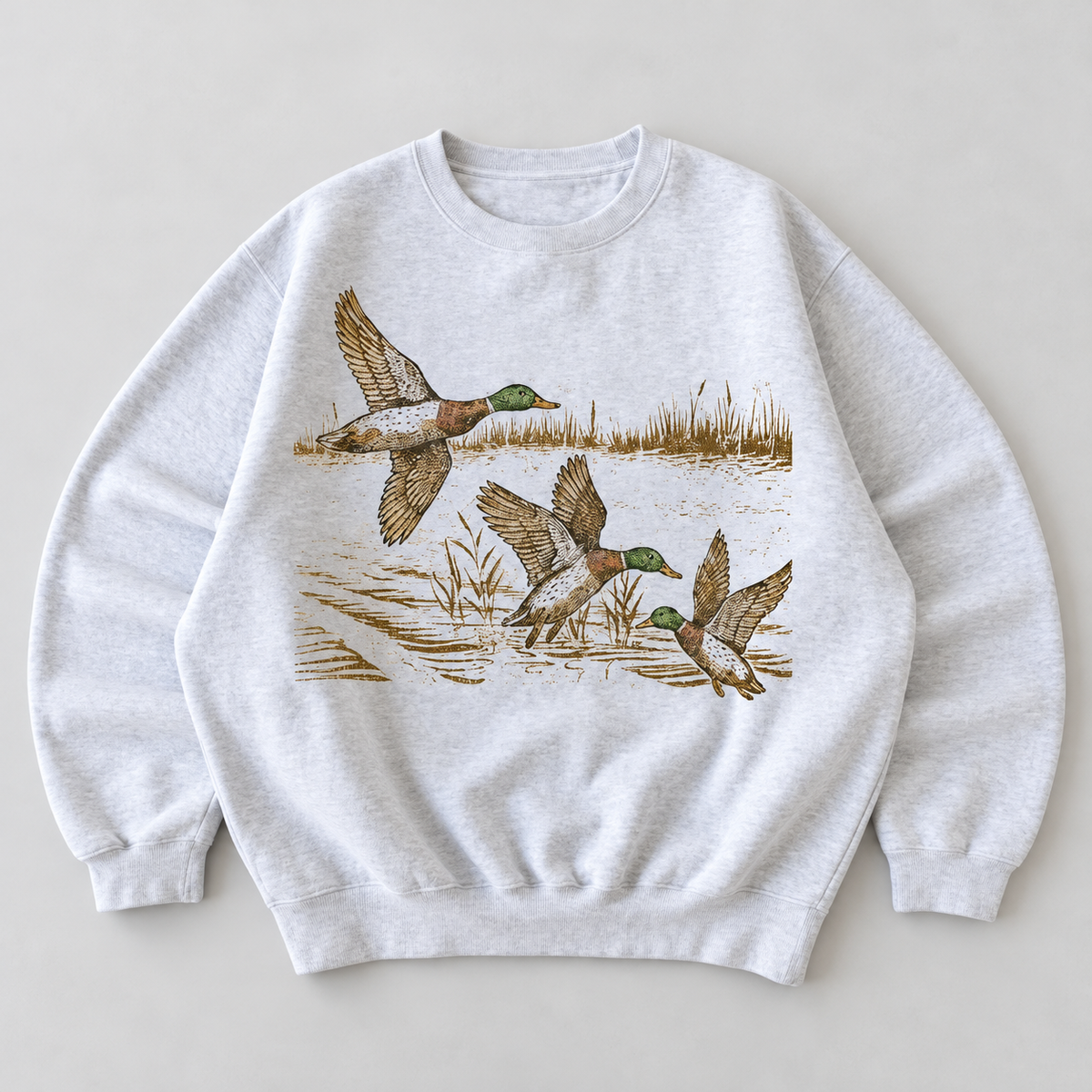 Vintage Mallard Duck Graphic Sweatshirt - Cozy Unisex Nature Crewneck