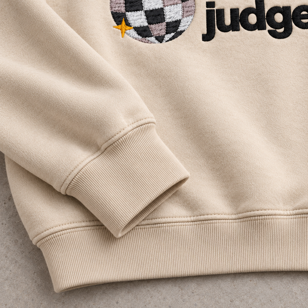Ribbed cuff and hem detail