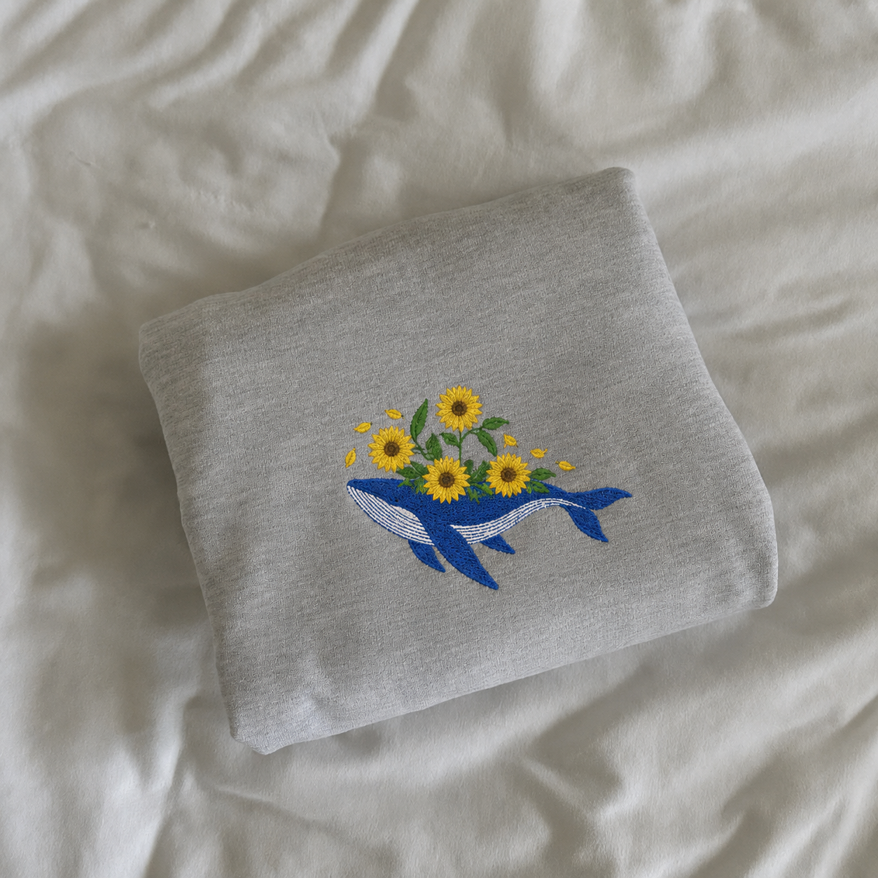 Embroidered Whale & Sunflower T-Shirt – Minimalist Nature Graphic Tee/Sweatshirt/Hoodie