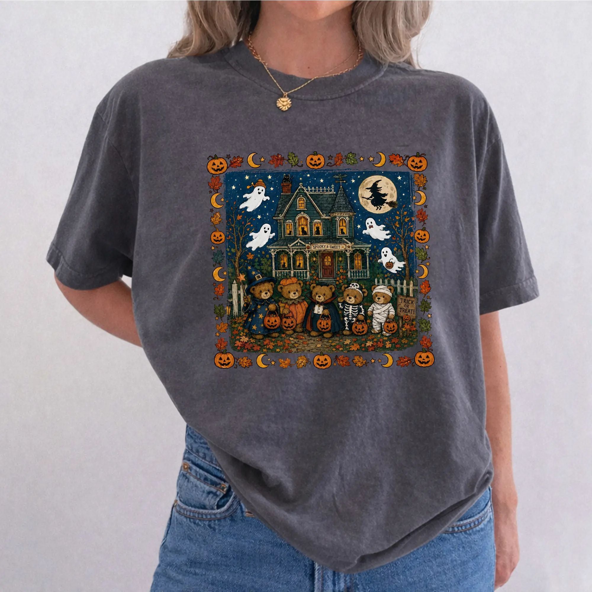 Comfort Colors® Vintage 90s "Trick or Treat Bears" Halloween T-Shirt – Retro Spooky Teddy Bear Graphic Tee